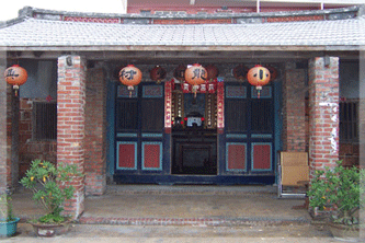 「小龍村文化館」重現「小龍村傳奇」，如今已成為社區營造最重要的根據地（施坤鑑攝影）